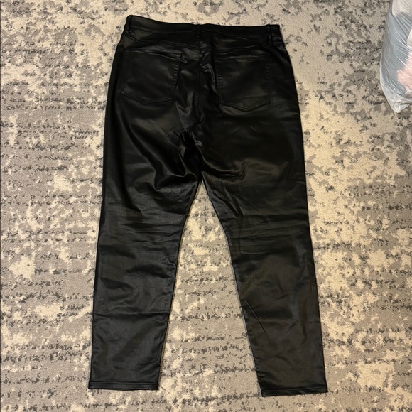 Loft Jeans - Picture 4 of 4